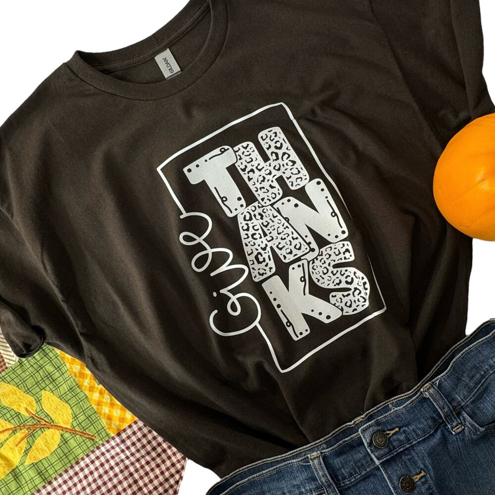 Give Thanks Fall Women’s X-Large Brown T-Shirt Short Sleeve Crew Neck Stretch